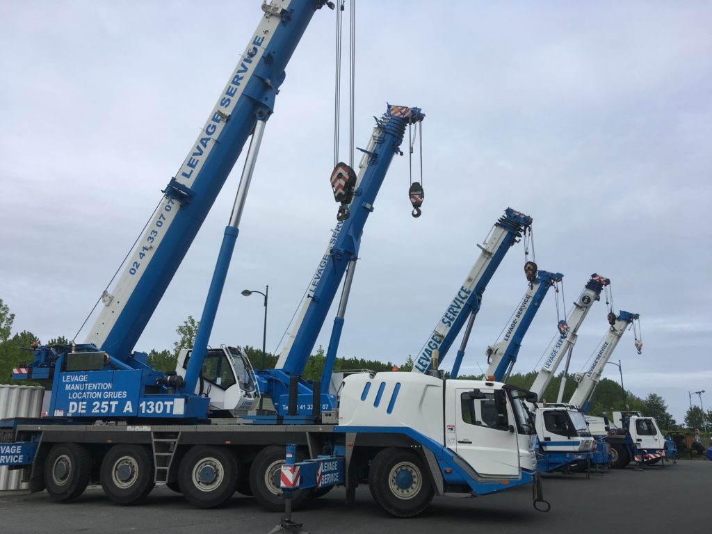 LEVAGE SERVICE Location De Grues Angers IMG 2015 111